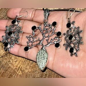 Chrysotile in Serpentine Pendant & Earrings